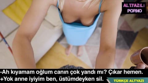 Göğüslerini Yağlarken Zevkten Boşaltıyor