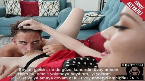 köpeğine amını yalatan kadınlar videosu