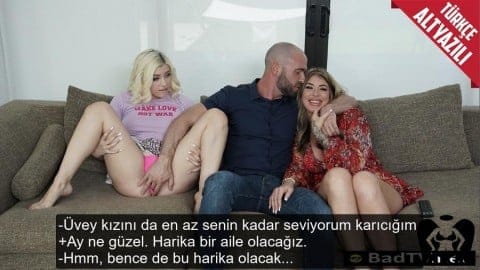 sadece arkadan veren liseli kızlar