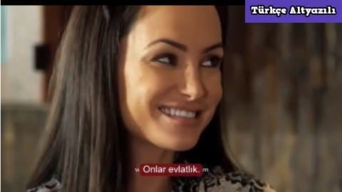 yaslı travestıler kızları sıkıyor